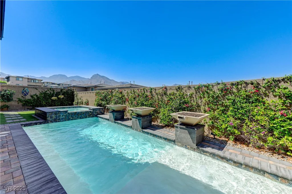12502 Dolan Point, Las Vegas, NV 89138