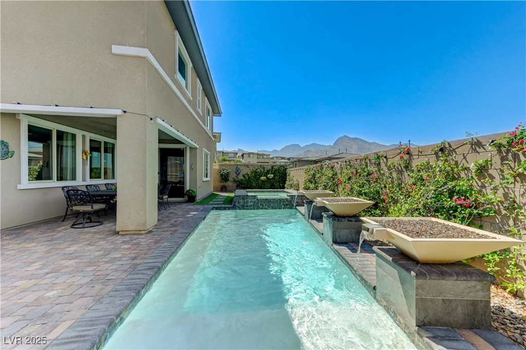 12502 Dolan Point, Las Vegas, NV 89138