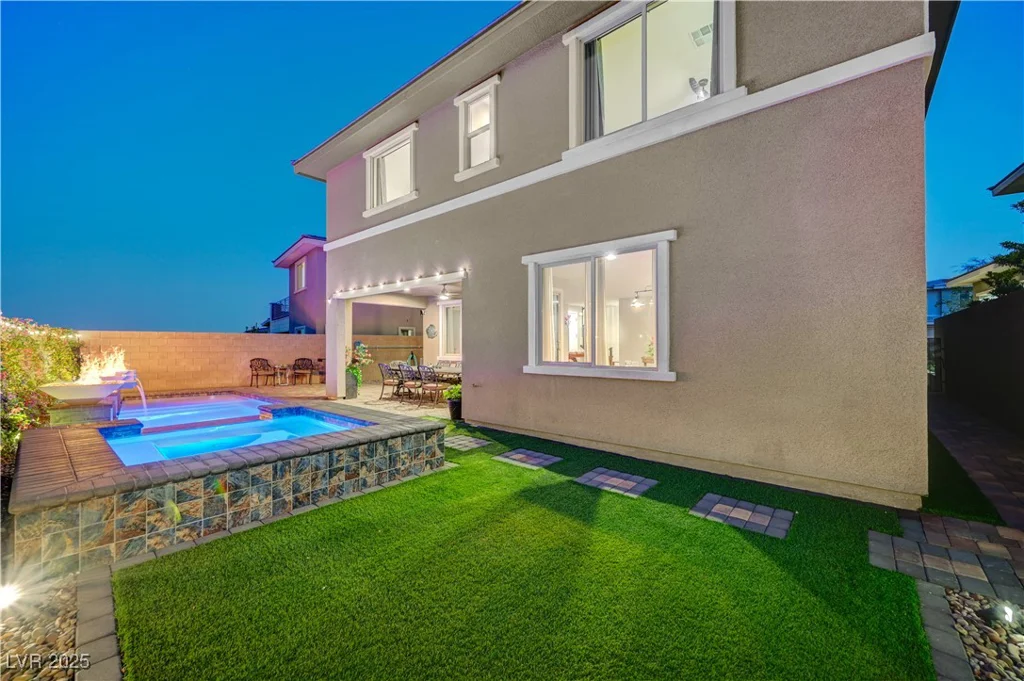 12502 Dolan Point, Las Vegas, NV 89138