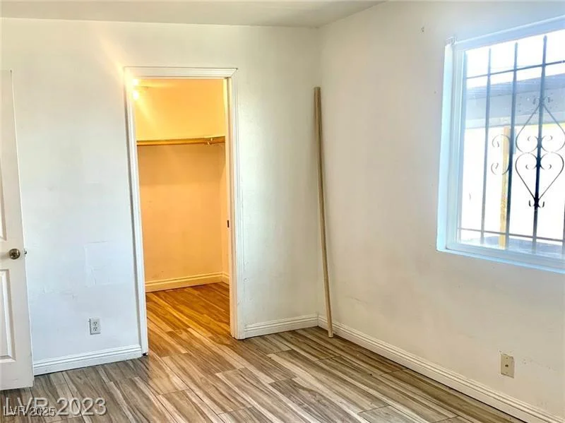 4364 Tara, Las Vegas, NV 89102