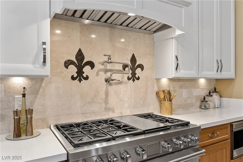 8448 Desert Quail, Las Vegas, NV 89128