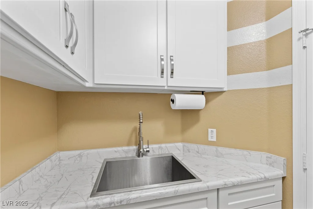 8448 Desert Quail, Las Vegas, NV 89128