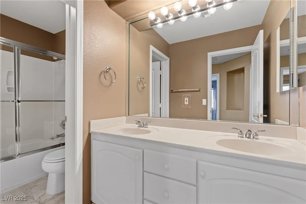 8448 Desert Quail, Las Vegas, NV 89128