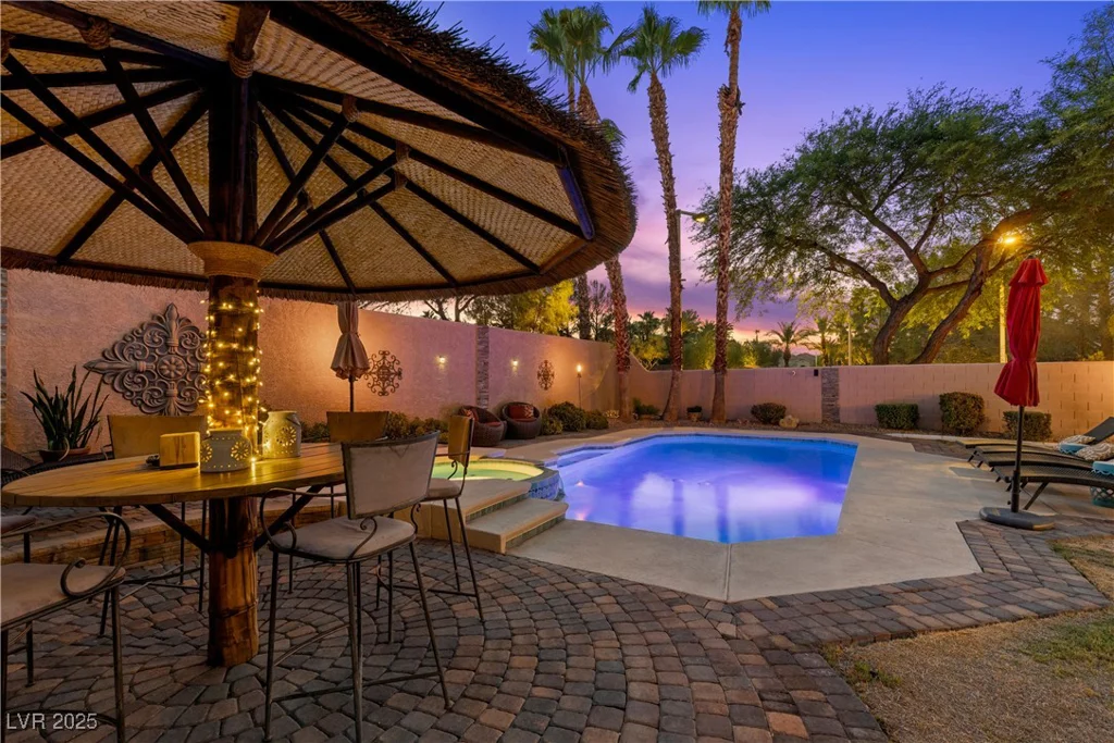 8448 Desert Quail, Las Vegas, NV 89128