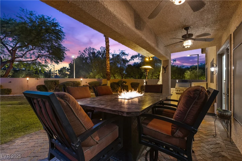 8448 Desert Quail, Las Vegas, NV 89128