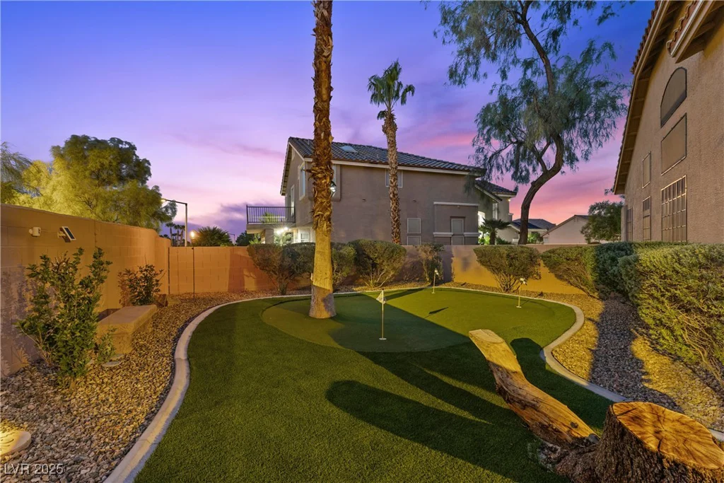 8448 Desert Quail, Las Vegas, NV 89128