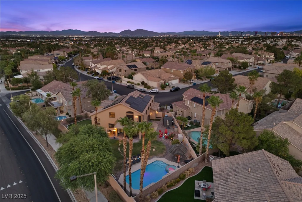 8448 Desert Quail, Las Vegas, NV 89128
