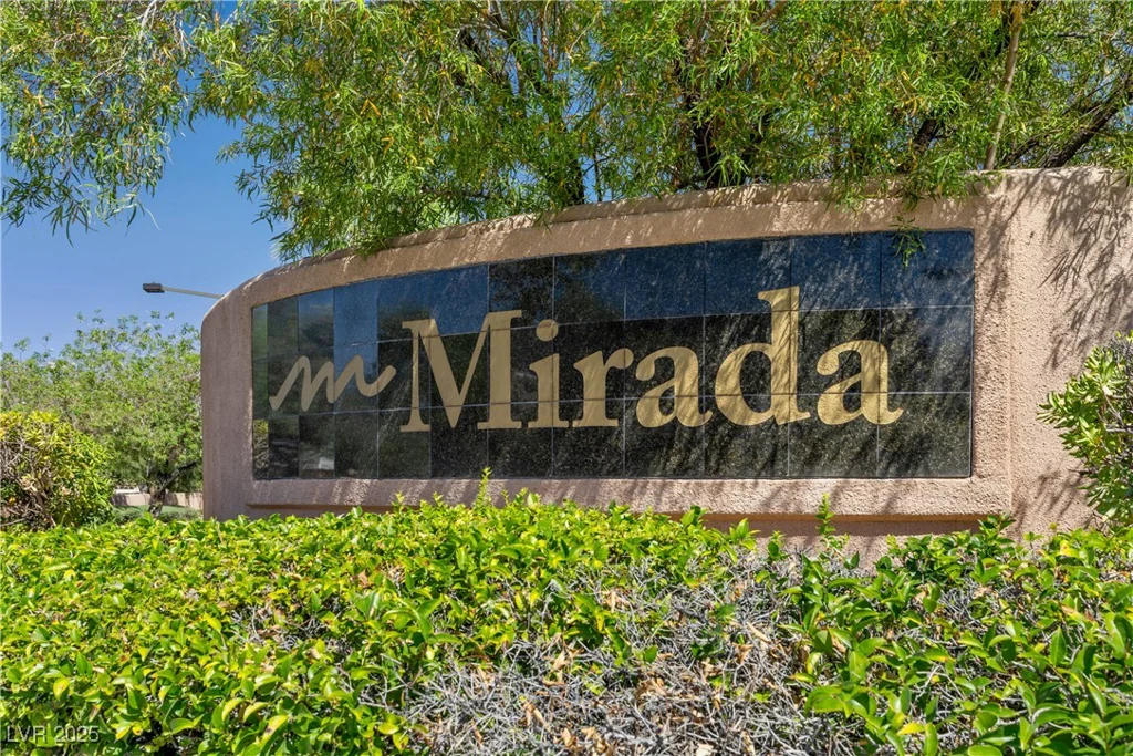 8448 Desert Quail, Las Vegas, NV 89128