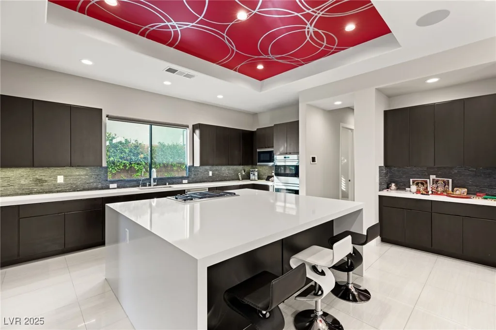 43 Grey Feather, Las Vegas, NV 89135