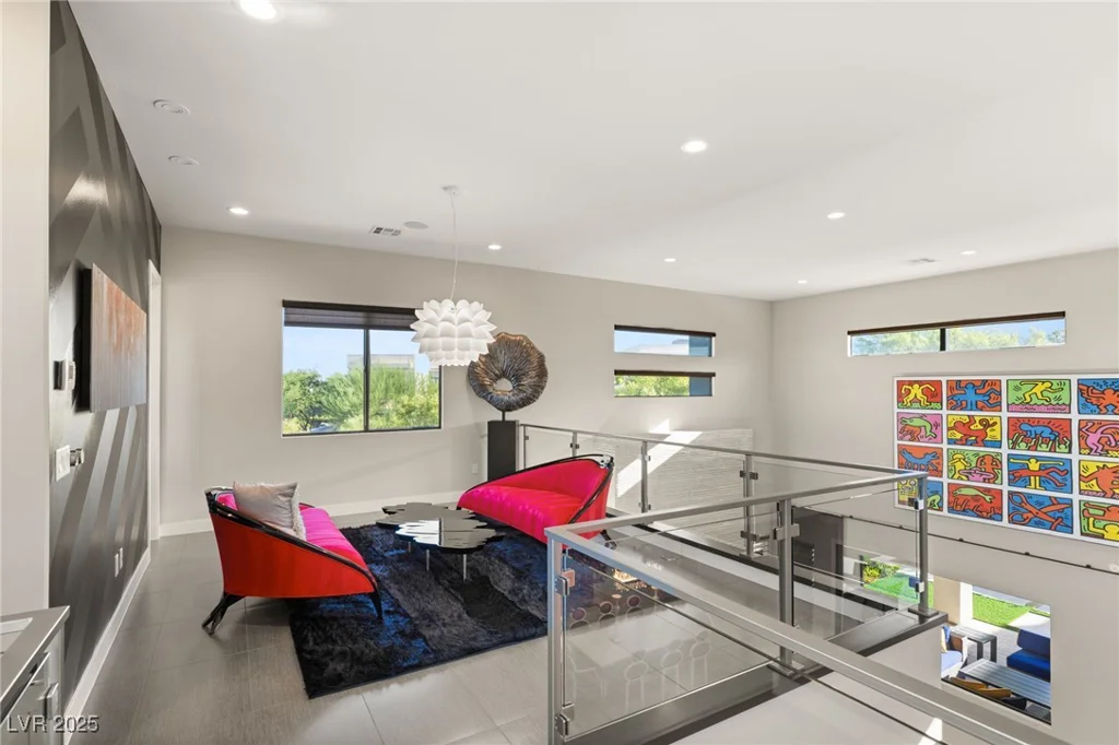 43 Grey Feather, Las Vegas, NV 89135