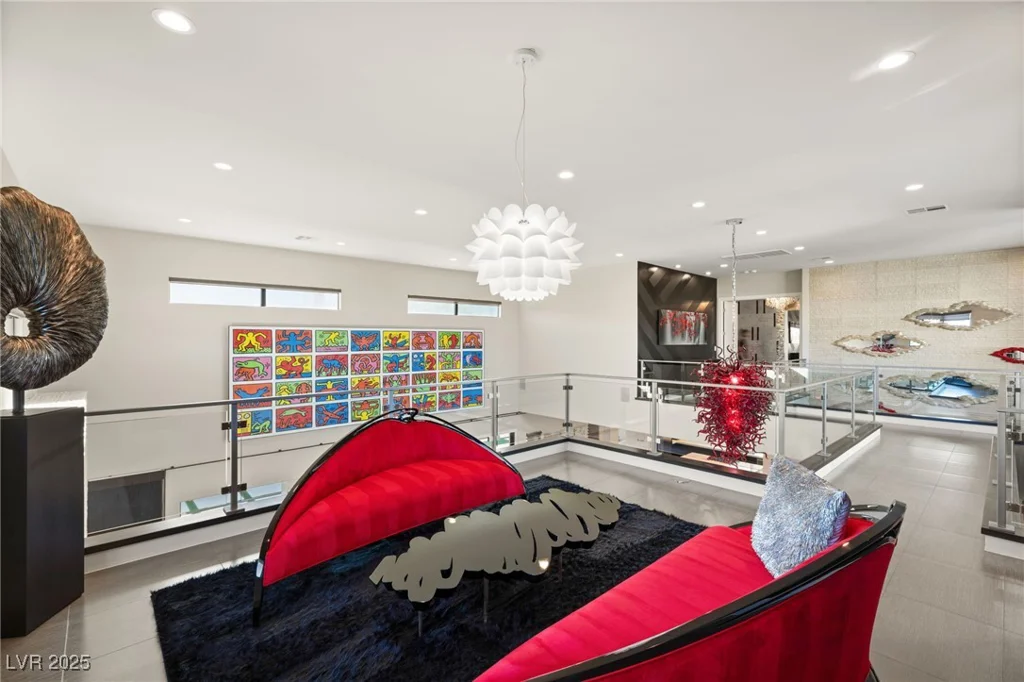 43 Grey Feather, Las Vegas, NV 89135