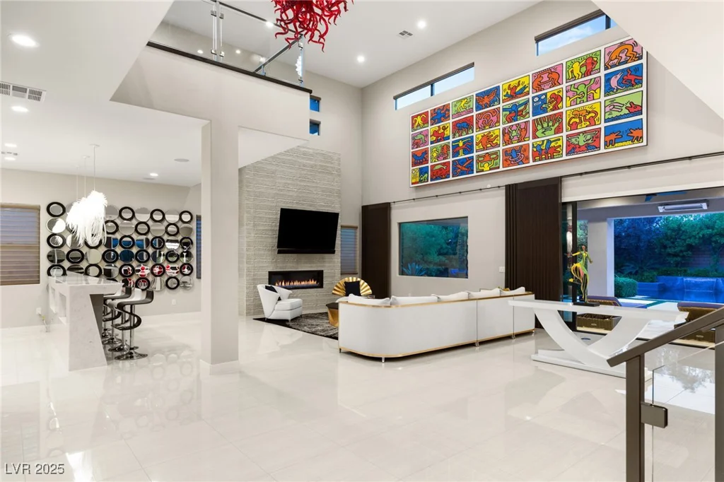 43 Grey Feather, Las Vegas, NV 89135