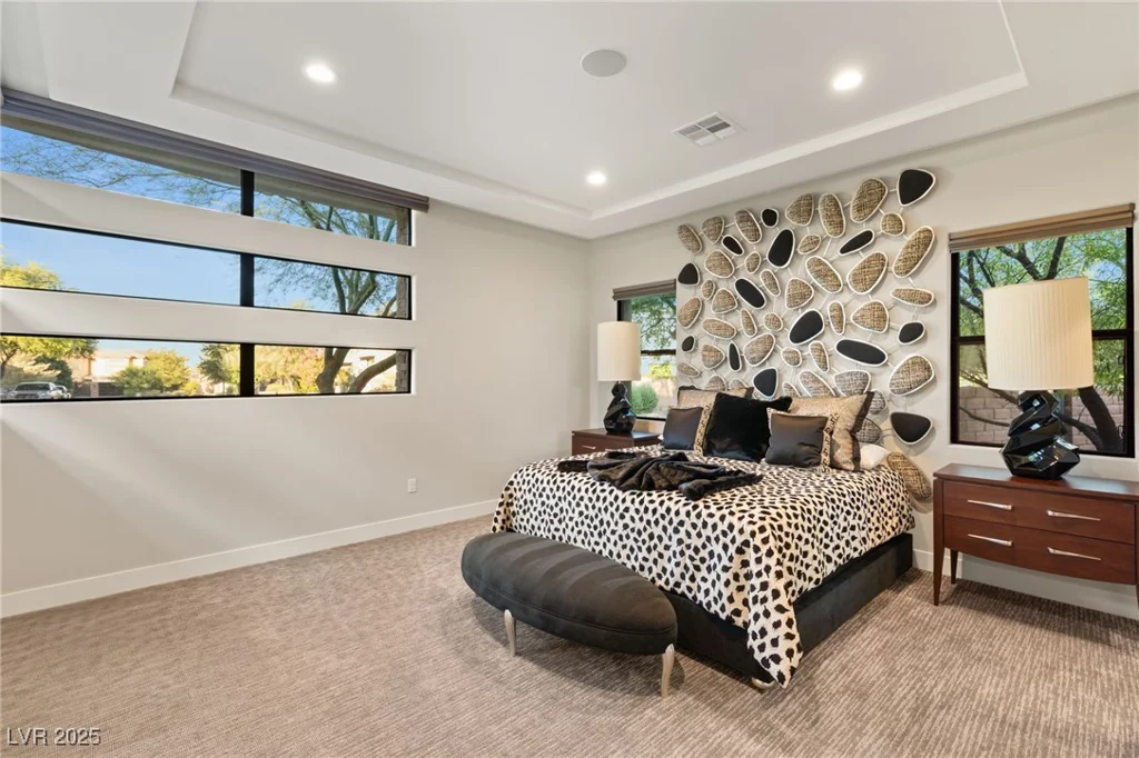 43 Grey Feather, Las Vegas, NV 89135
