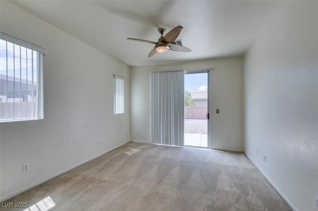 3735 Kit Fox, Las Vegas, NV 89122