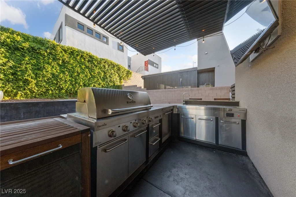 845 Loch Katrine, Henderson, NV 89012