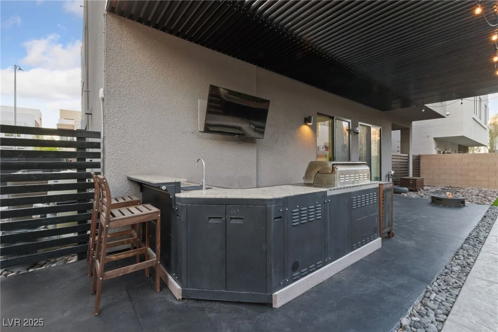 845 Loch Katrine, Henderson, NV 89012