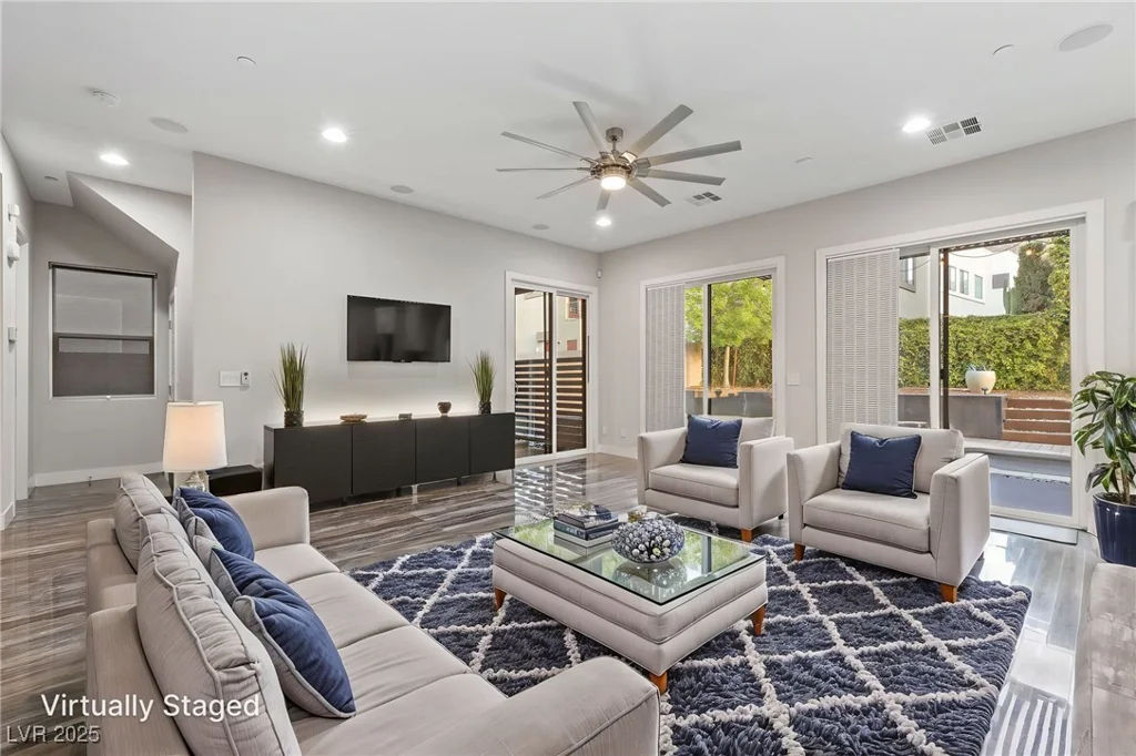 845 Loch Katrine, Henderson, NV 89012