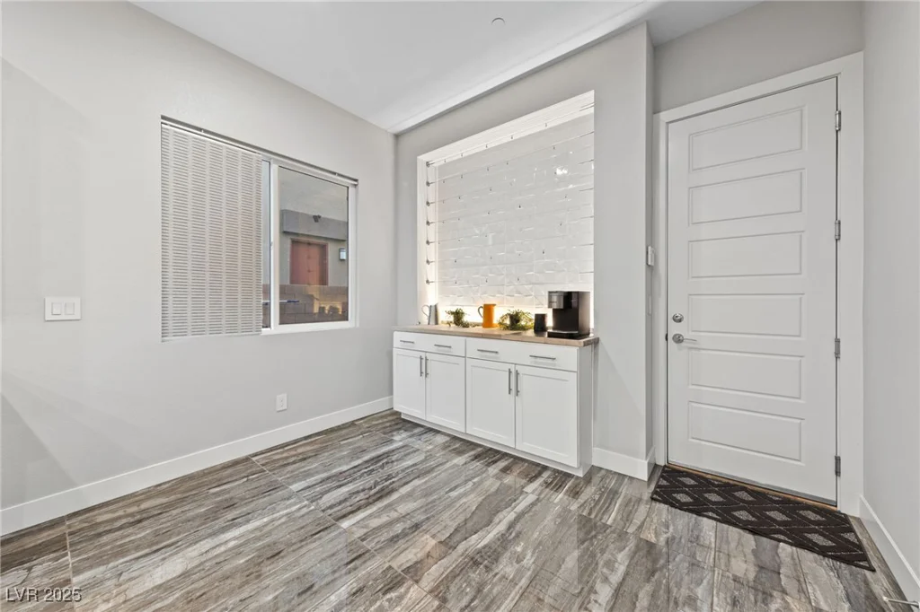 845 Loch Katrine, Henderson, NV 89012