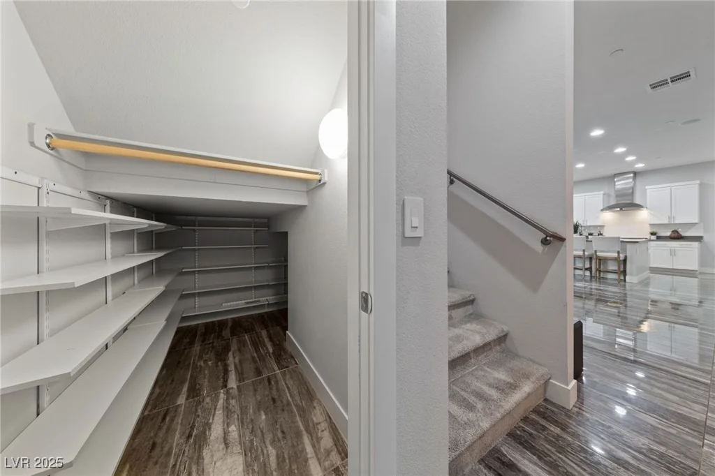 845 Loch Katrine, Henderson, NV 89012