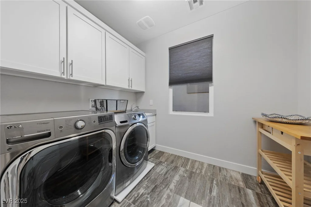 845 Loch Katrine, Henderson, NV 89012