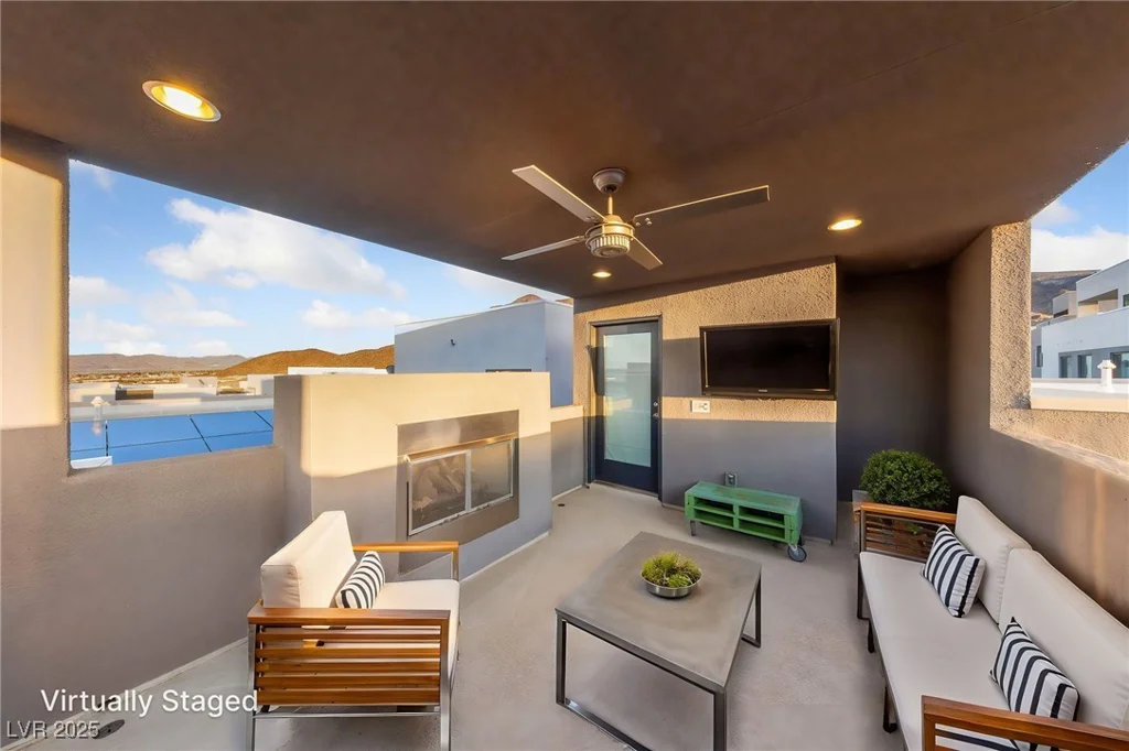 845 Loch Katrine, Henderson, NV 89012