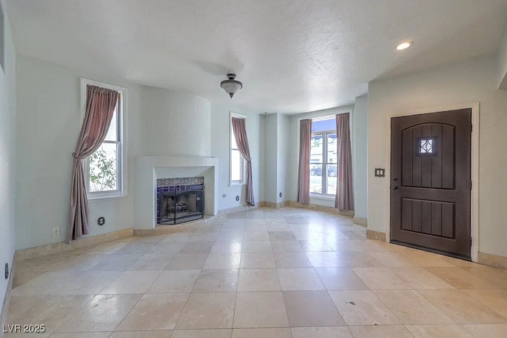 7209 Richmond Heights, Las Vegas, NV 89128