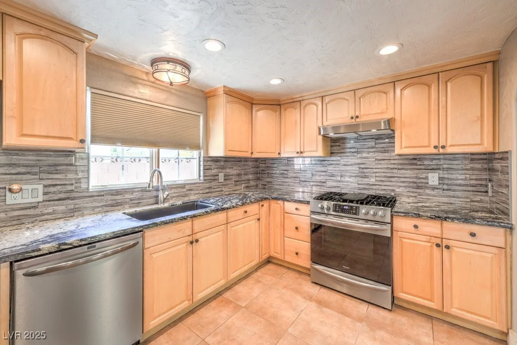7209 Richmond Heights, Las Vegas, NV 89128