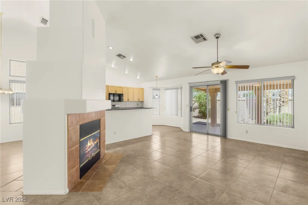 7220 Robins Roost, Las Vegas, NV 89131