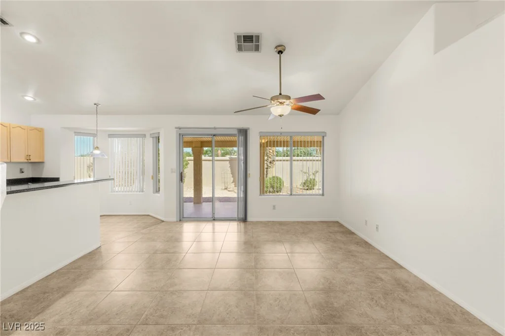 7220 Robins Roost, Las Vegas, NV 89131