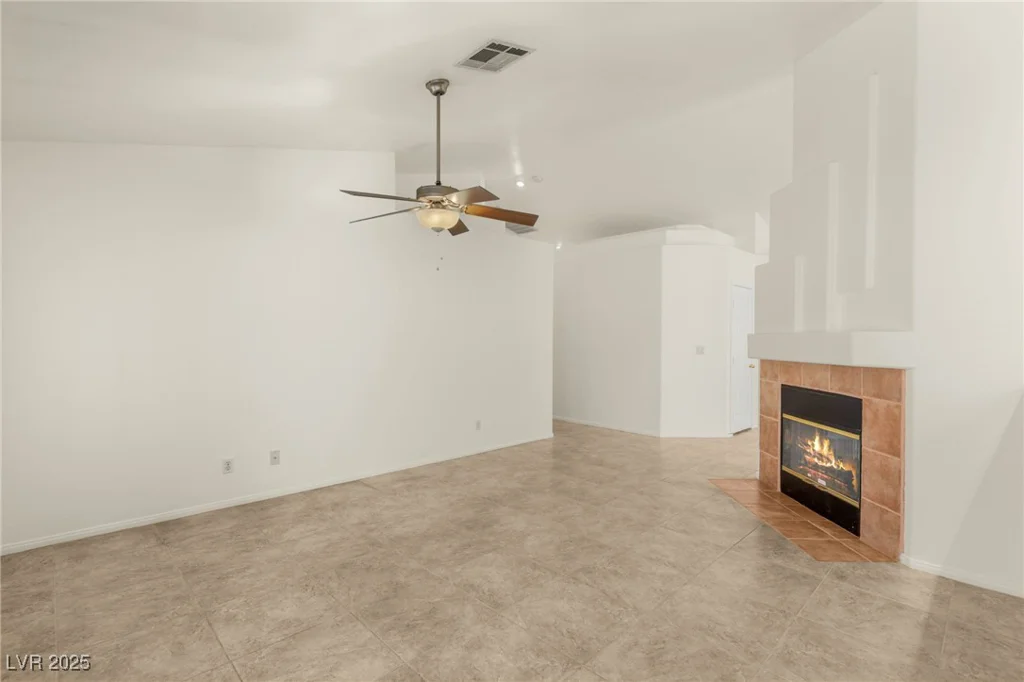 7220 Robins Roost, Las Vegas, NV 89131