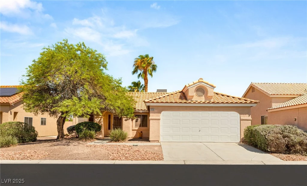7220 Robins Roost, Las Vegas, NV 89131