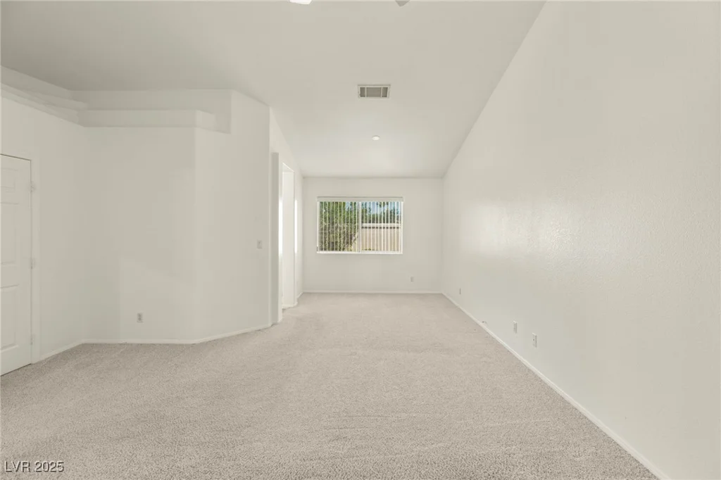 7220 Robins Roost, Las Vegas, NV 89131