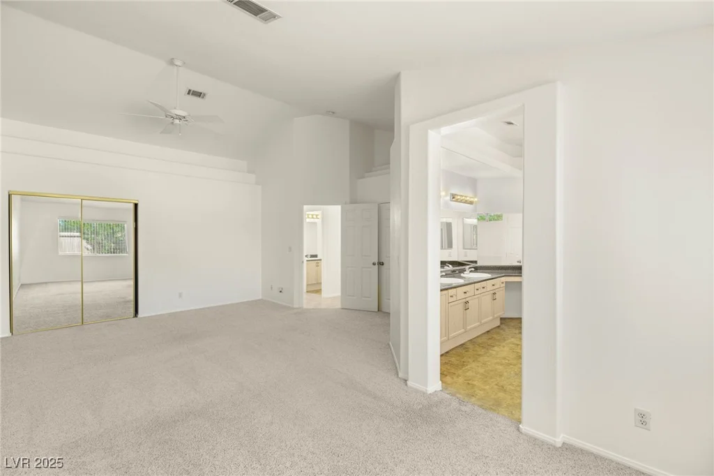 7220 Robins Roost, Las Vegas, NV 89131