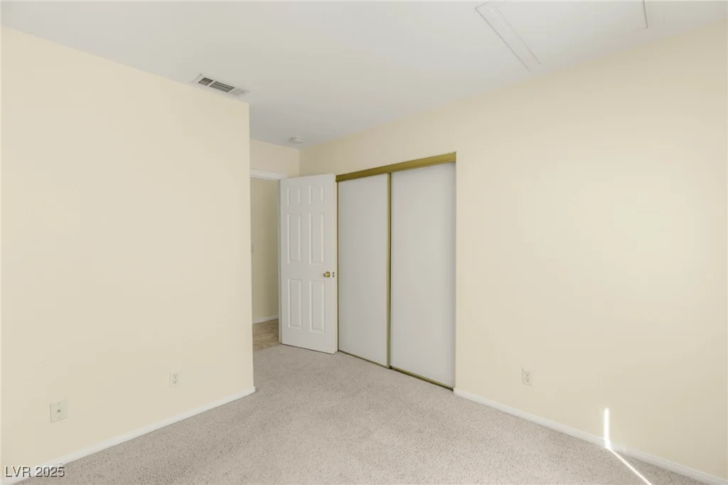 7220 Robins Roost, Las Vegas, NV 89131