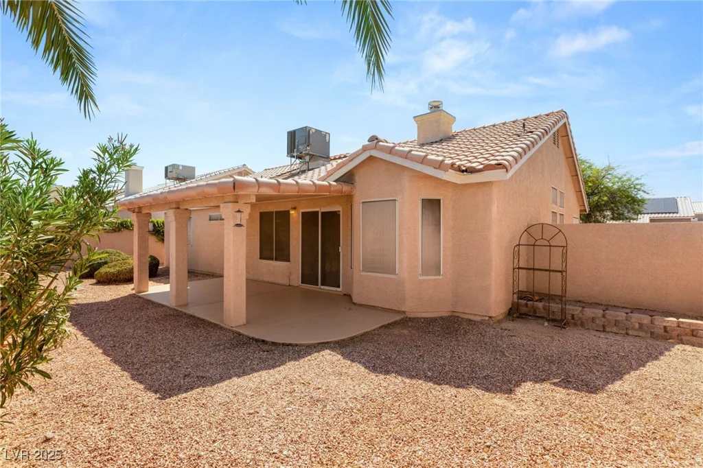 7220 Robins Roost, Las Vegas, NV 89131