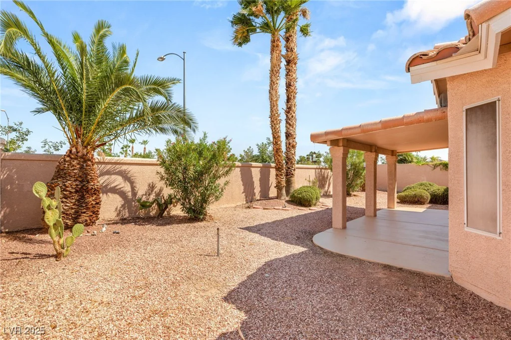 7220 Robins Roost, Las Vegas, NV 89131