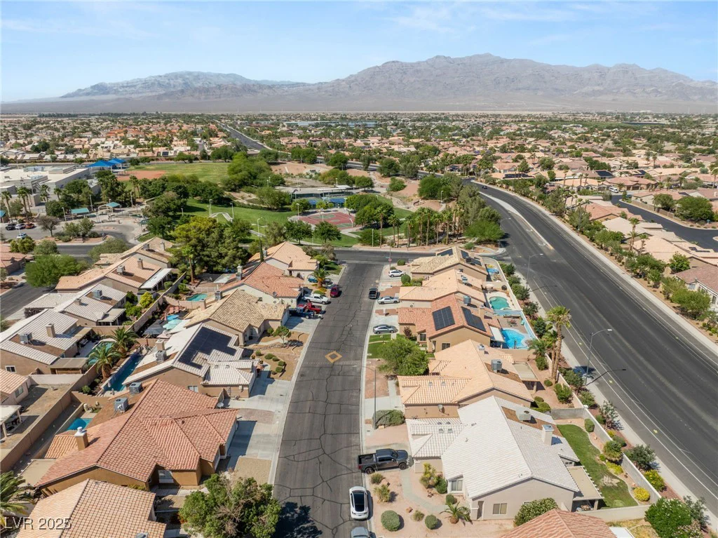 7220 Robins Roost, Las Vegas, NV 89131