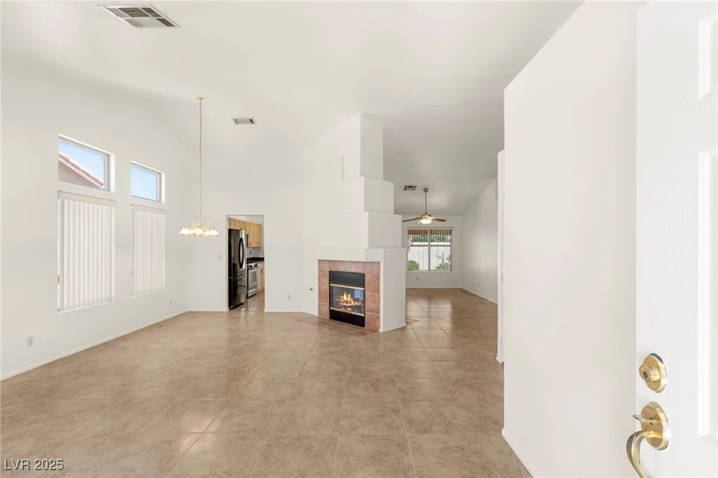 7220 Robins Roost, Las Vegas, NV 89131
