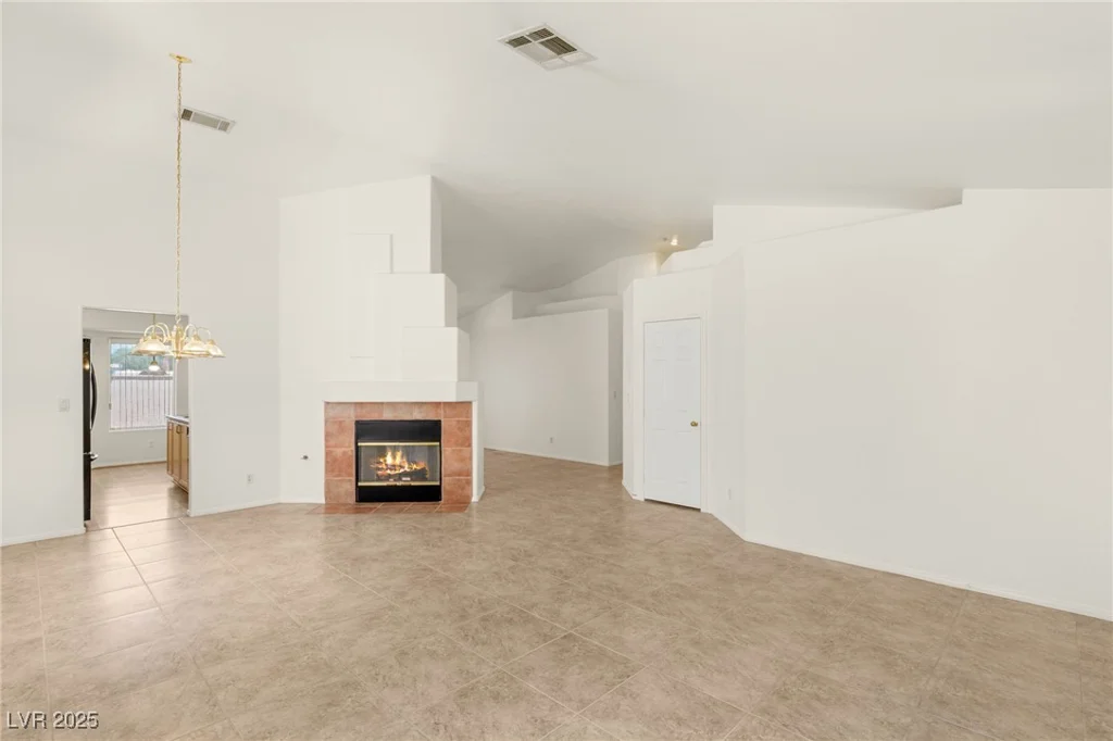7220 Robins Roost, Las Vegas, NV 89131