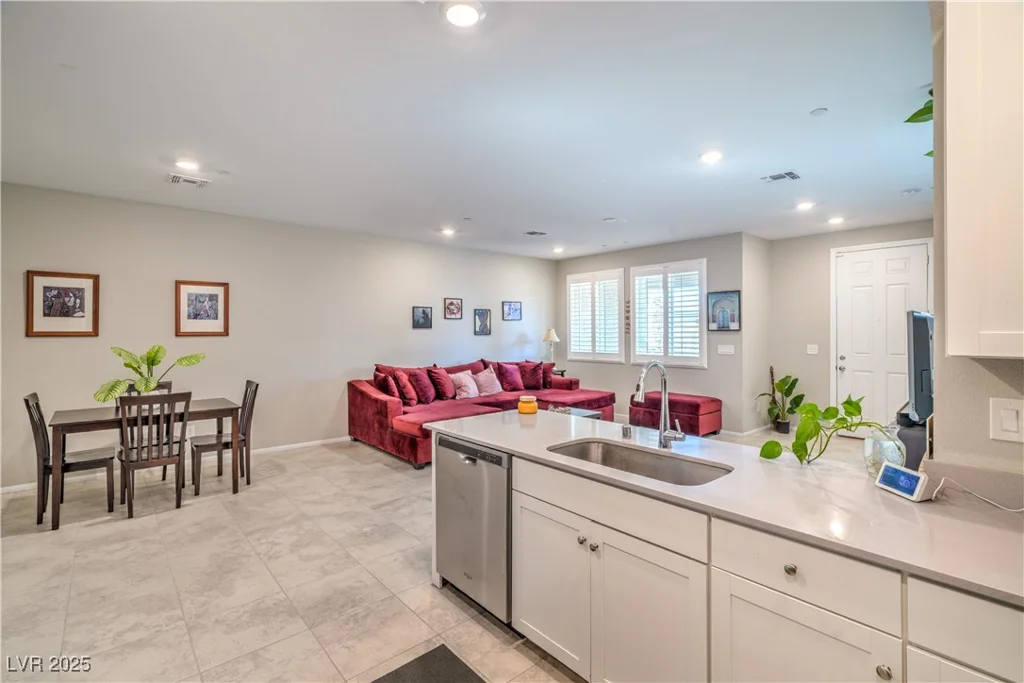 7064 Coyote Mesa, North Las Vegas, NV 89086