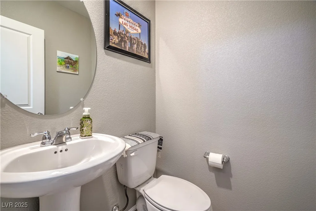 7064 Coyote Mesa, North Las Vegas, NV 89086