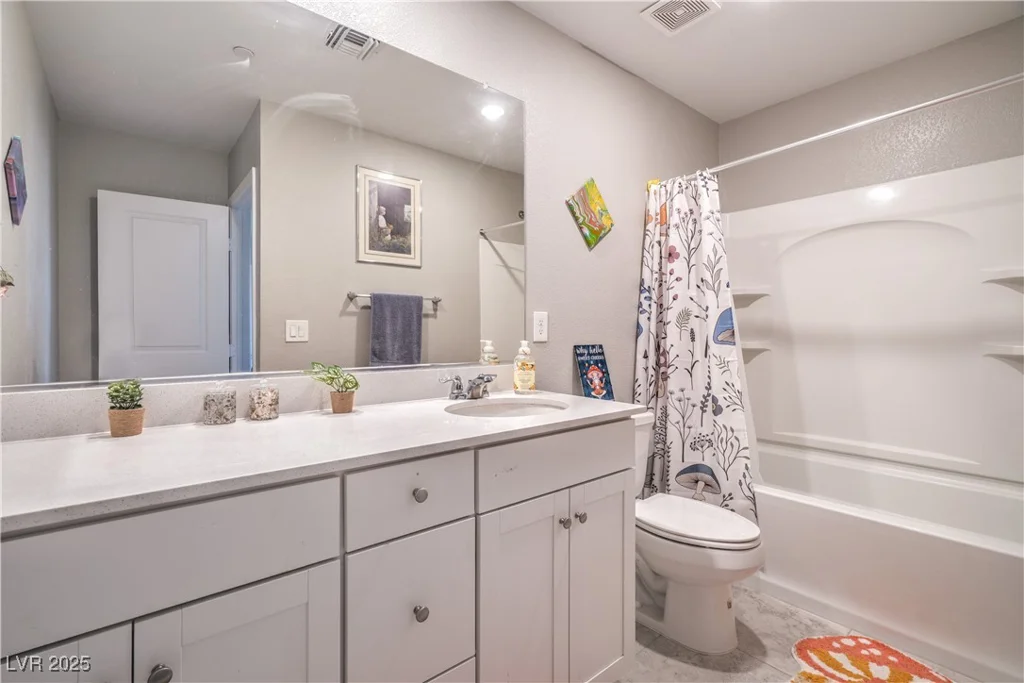 7064 Coyote Mesa, North Las Vegas, NV 89086