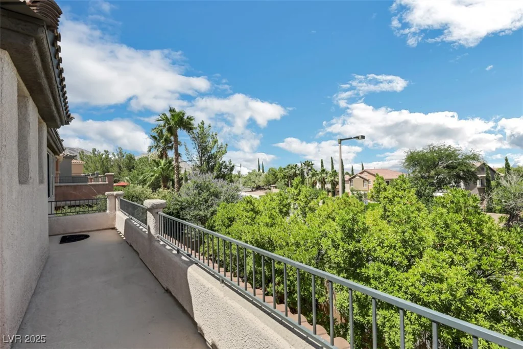 530 Cala Morlanda, Las Vegas, NV 89138