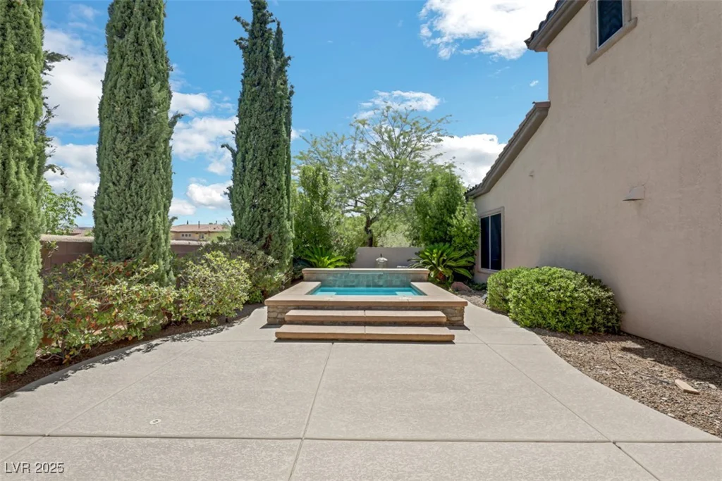 530 Cala Morlanda, Las Vegas, NV 89138