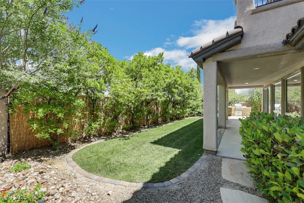 530 Cala Morlanda, Las Vegas, NV 89138