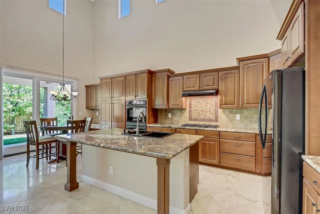 530 Cala Morlanda, Las Vegas, NV 89138