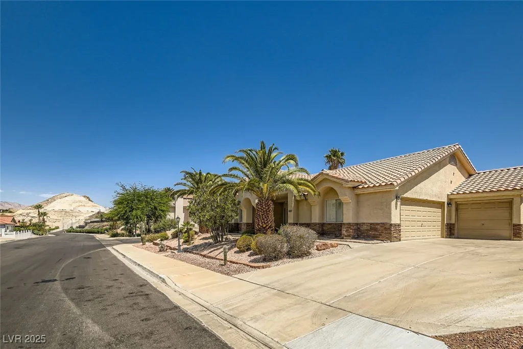 1037 Norellat, Henderson, NV 89011