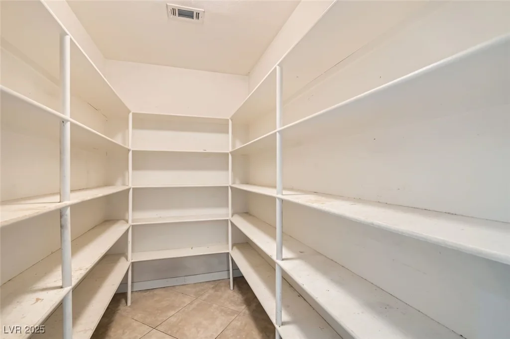 1037 Norellat, Henderson, NV 89011