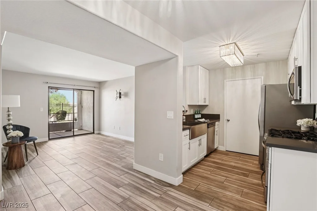 950 Seven Hills, Henderson, NV 89052