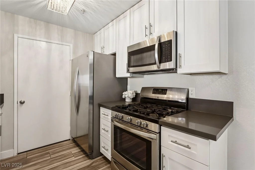 950 Seven Hills, Henderson, NV 89052